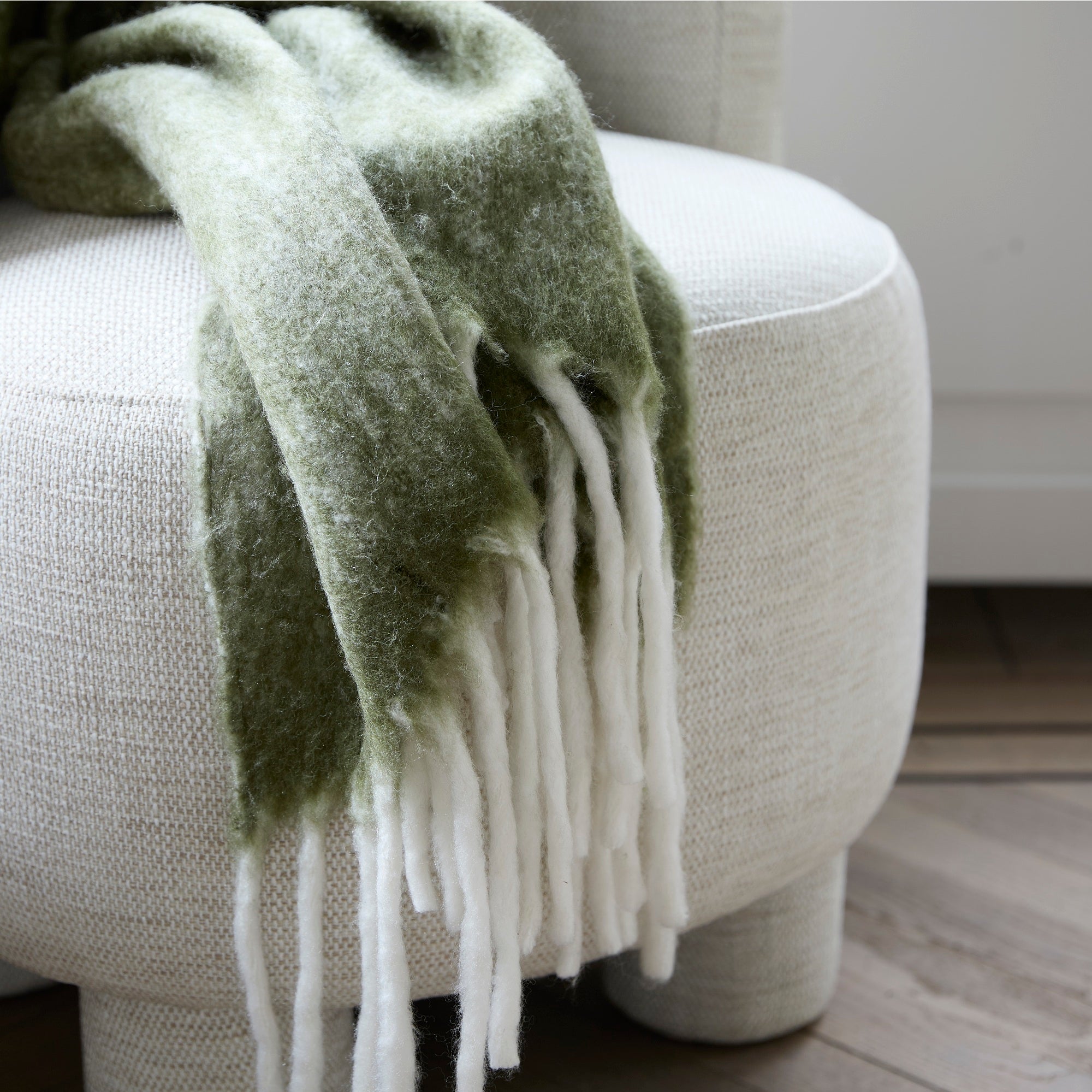 GUADA Throw Green