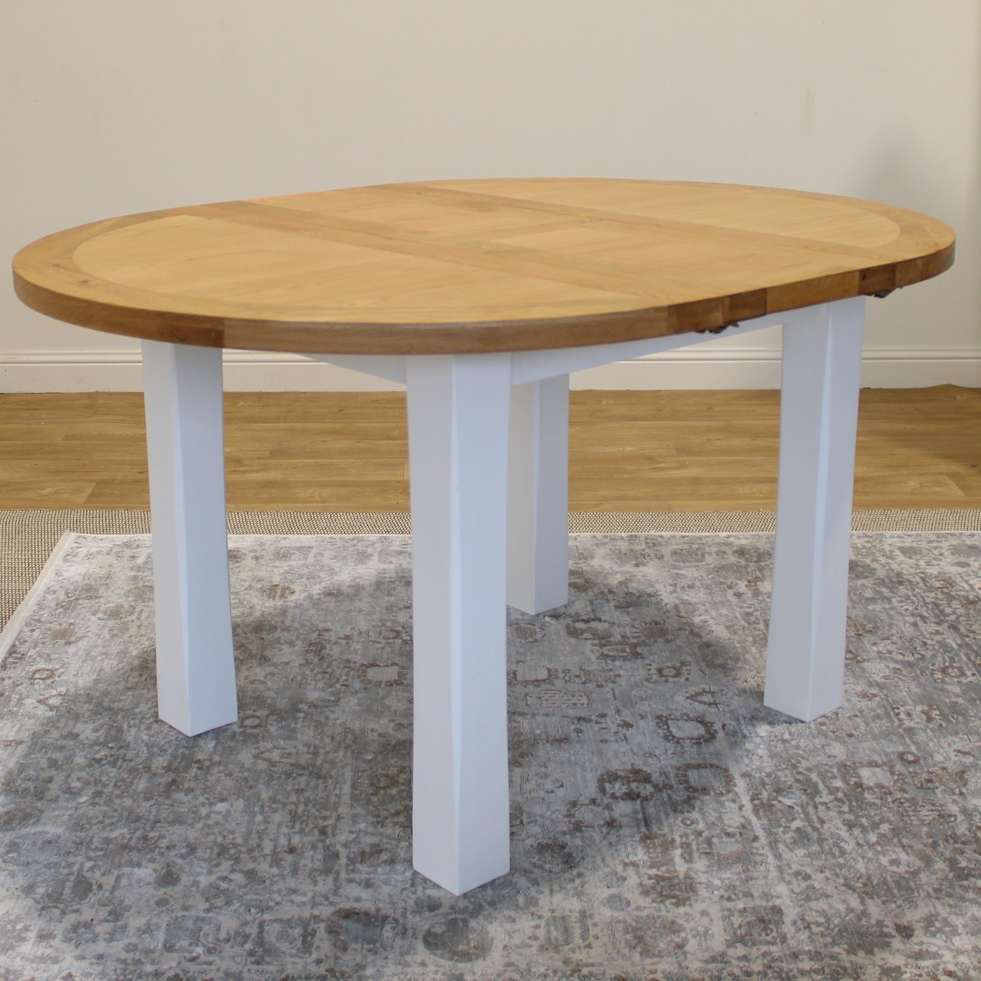 Cambridge Small Round Extending Table - Stone