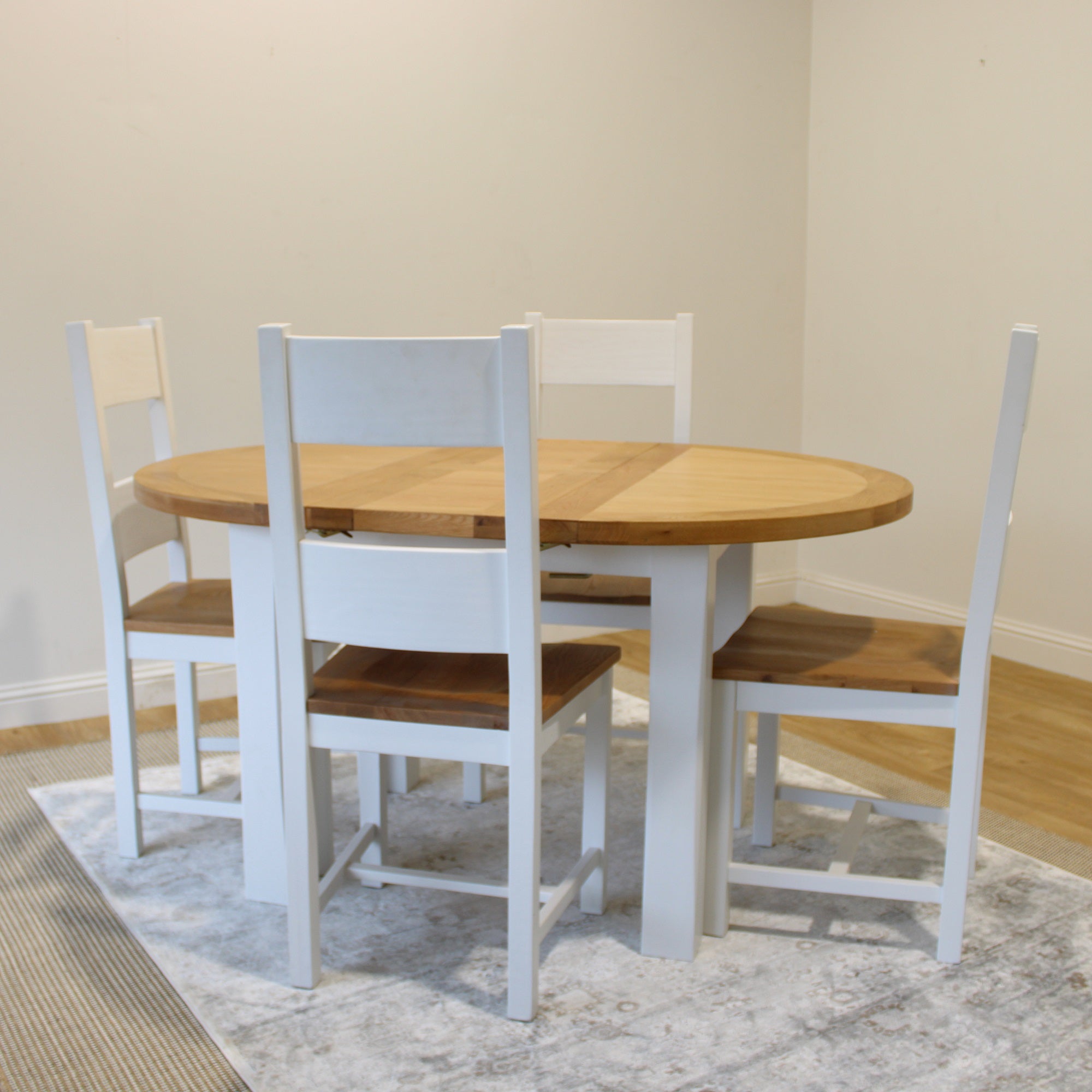 Cambridge Small Round Extending Table - Stone