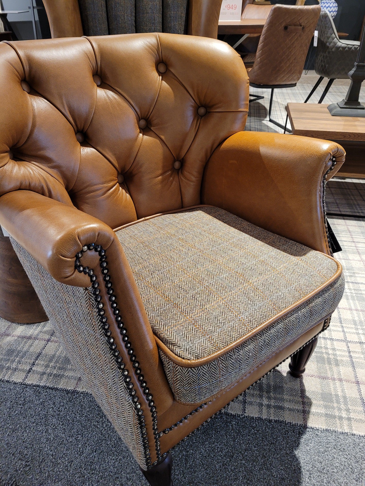 Marlon Small Armchair