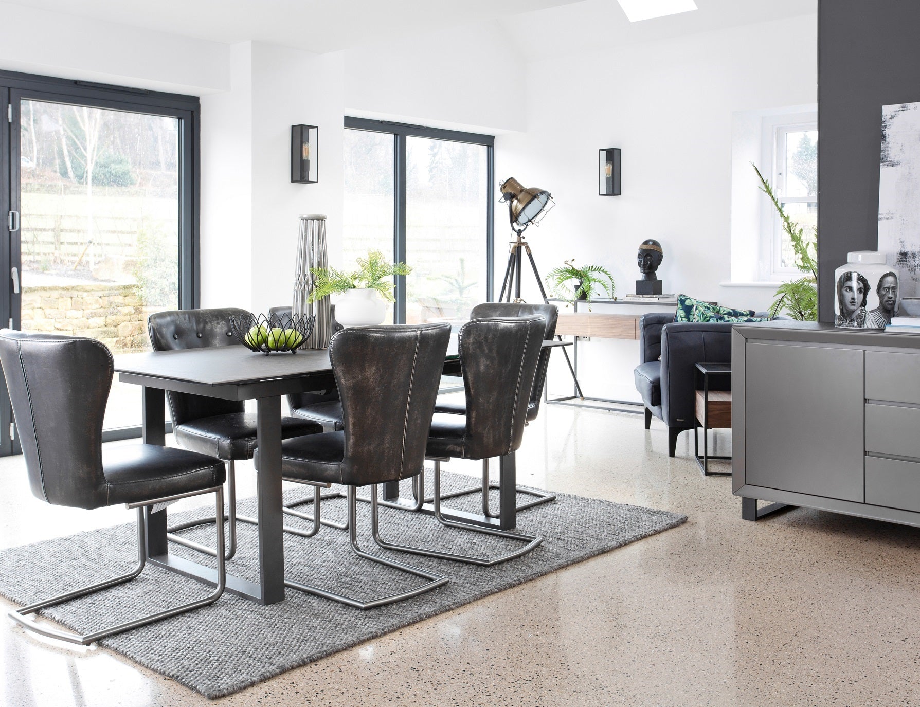 Panama Extending Table - Frame Leg
