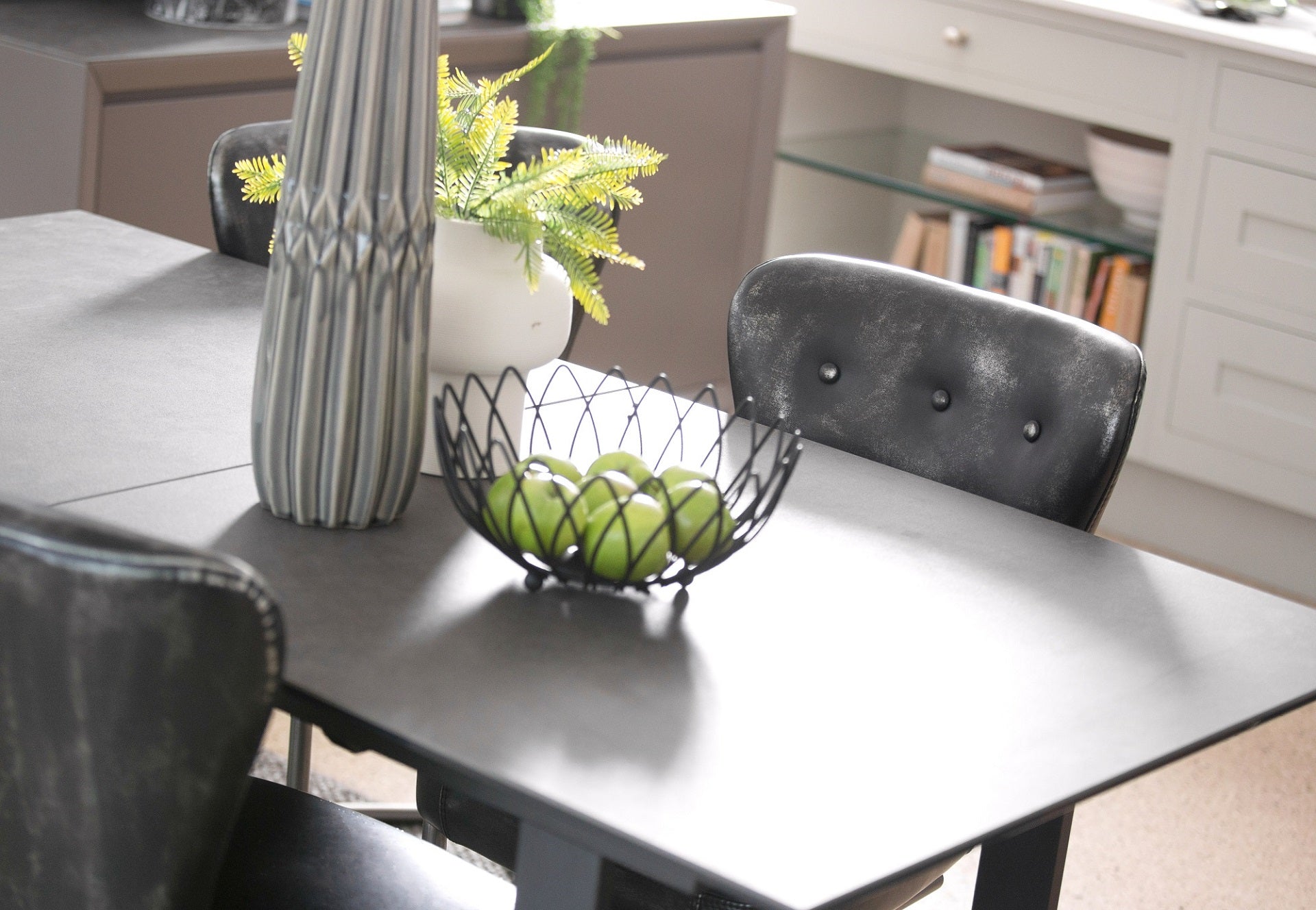 Panama Extending Table - Frame Leg