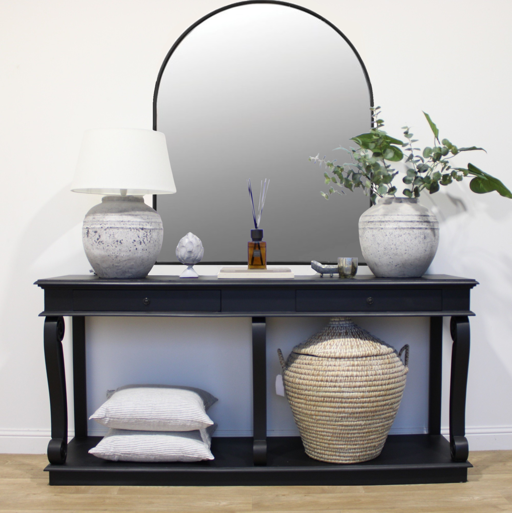 Belleview Console Table