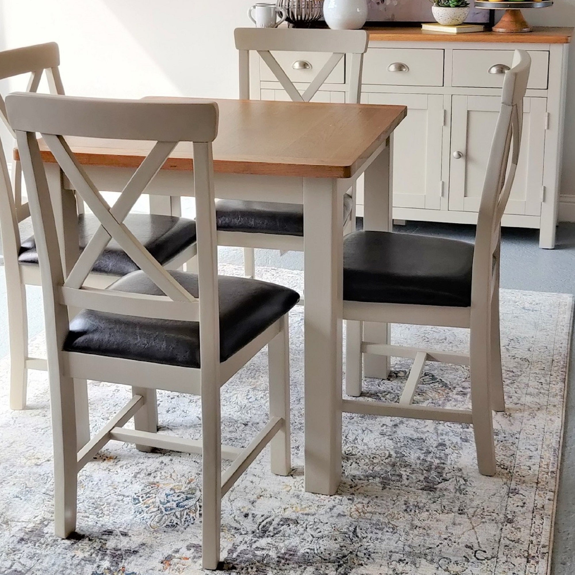 Harrogate Small Dining Table