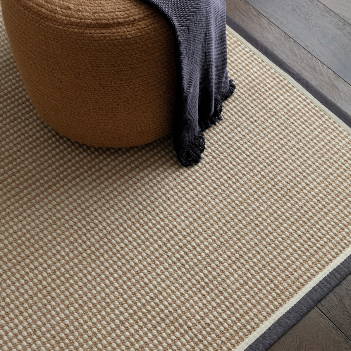 Korra Loop Rug - 2 Trims